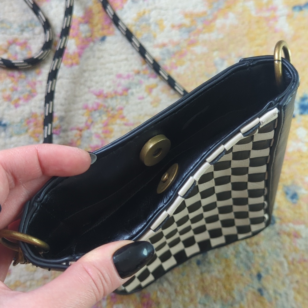 Universal Thread Checkered Woven Faux Leather Slim Crossbody Bag Black Cream - Picture 7 of 13